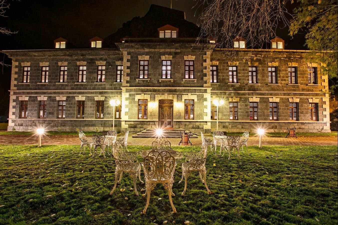 Katerina Palace 1877 4*