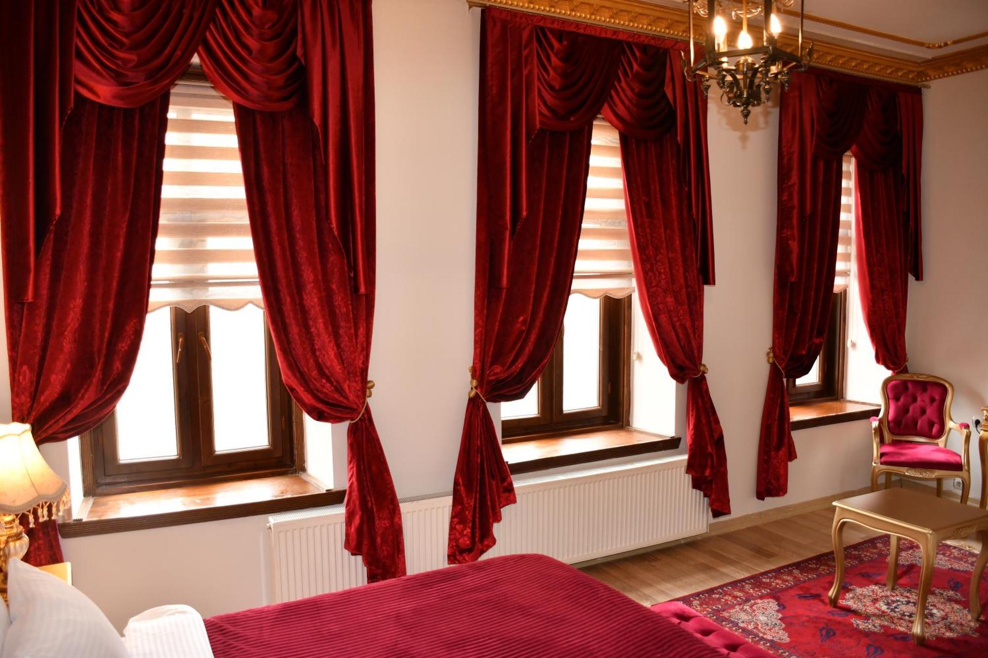 Katerina Palace 1877 Hotel 4*