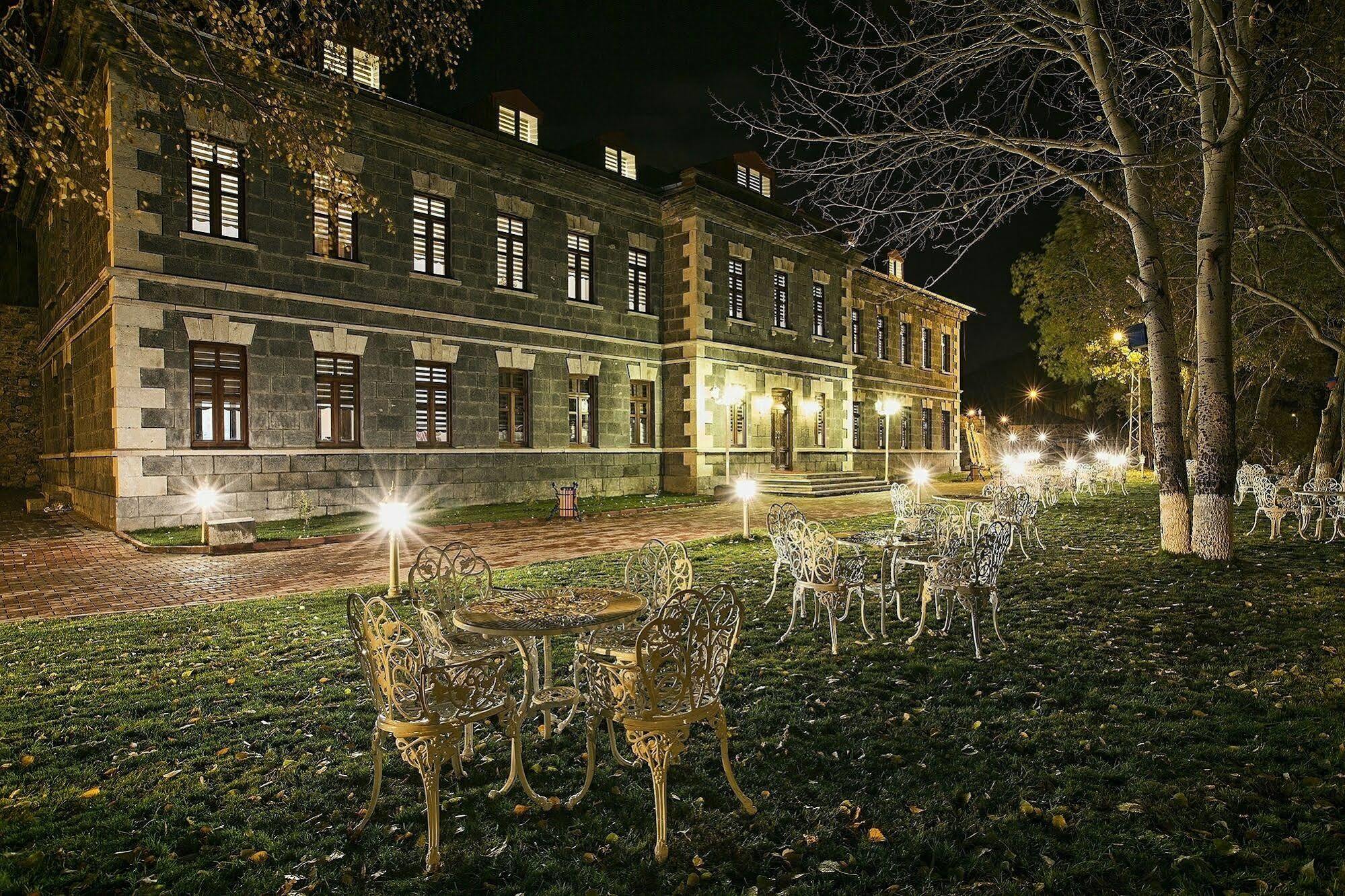 Hotel Katerina Palace 1877 Kars